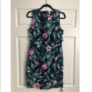 Old Navy Floral sleeveless dress